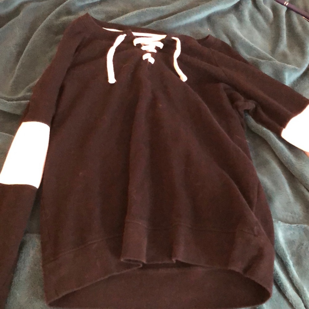 Cute black and white long sleeve T